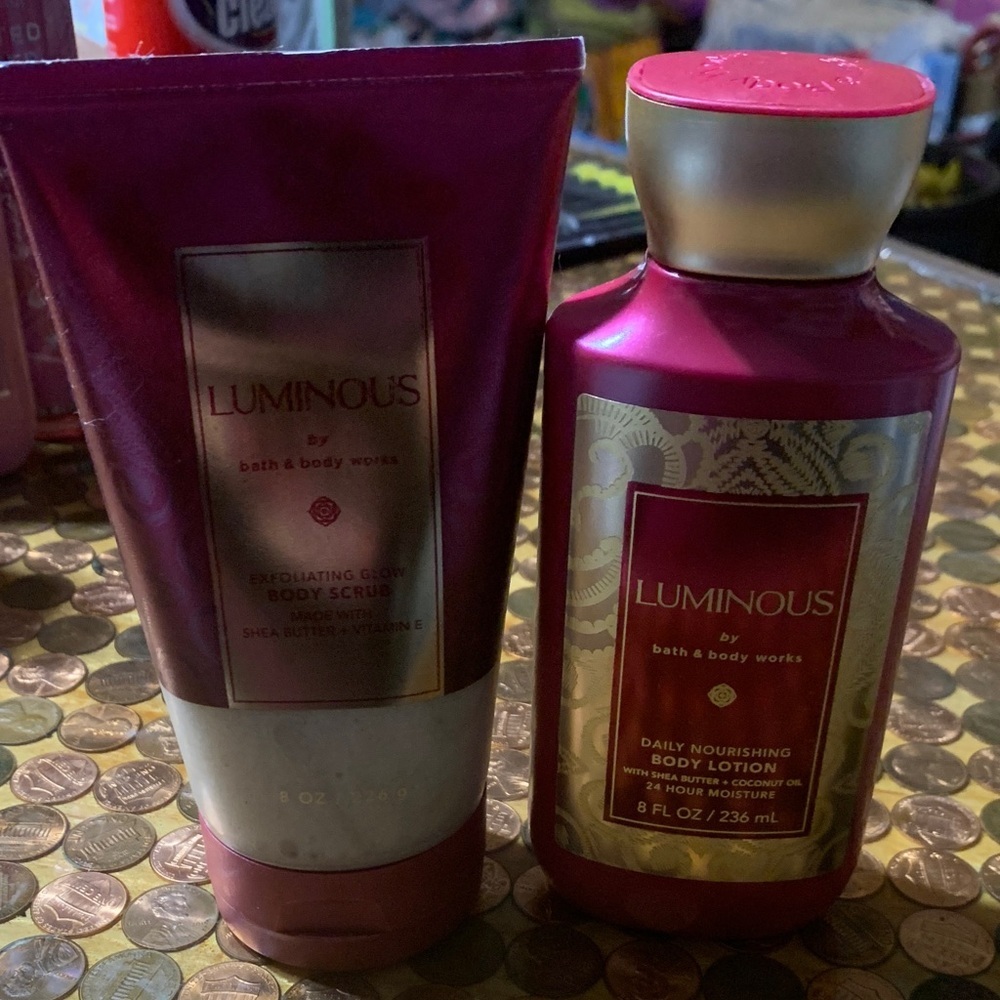 Bath & Body Works Luminous Body Wash Set - Red and Gold